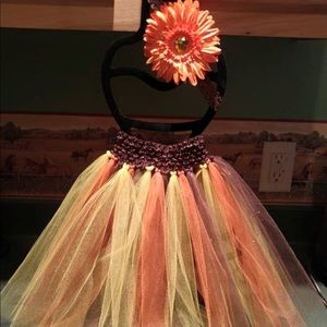 Fall tutu and hair piece any size you want